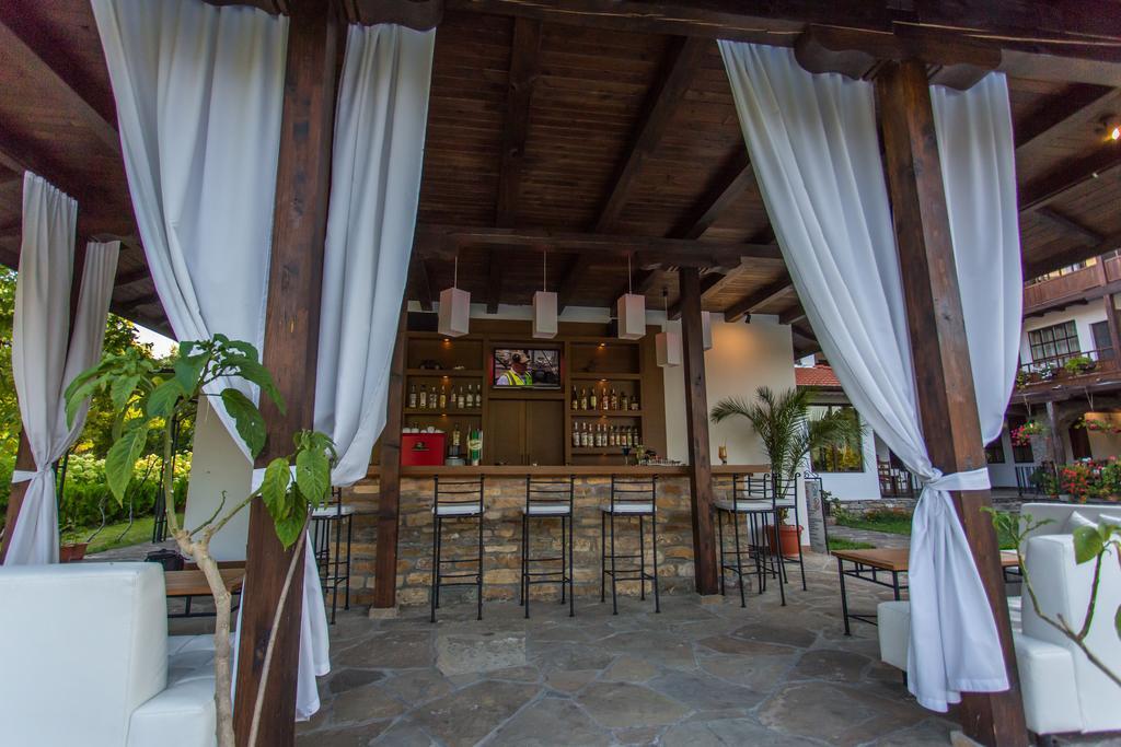 Family Hotel Strannopriemnitza Oreşak Exterior foto